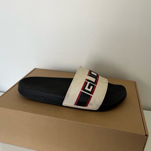 Gucci Sandals - Picture 2 of 7